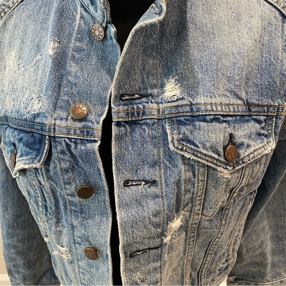 BDG Urban Outfitters vintage Distressed Blue Denim jean Jacket size Small - Picture 3 of 5